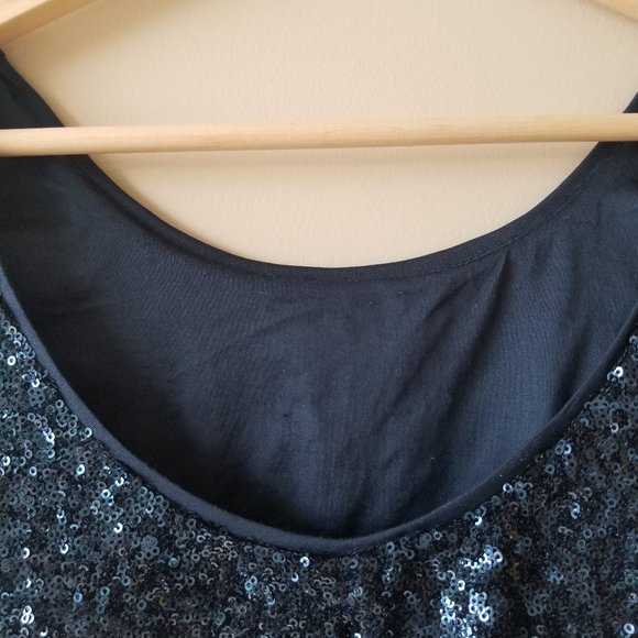 Forever 21 Blue Sequin Crop Top & Mini Skirt Set - Picture 5 of 13